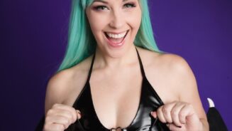 Meg Turney desnuda disfraz de murciélago Morrigan Onlyfans Revelan