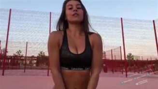 Svetlana Iva: Calvino negro caliente Bikini vídeo Leaked