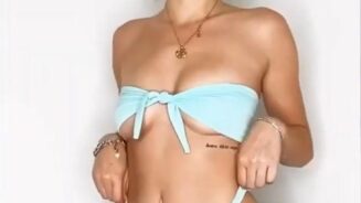 Lea Elui's Bikini Test