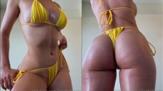 Elizabeth Zaks desnuda amarillo bikini tease vídeo