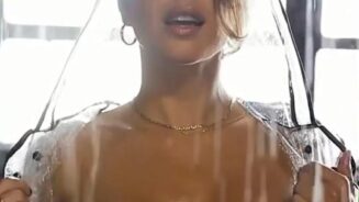 Britney Palmer desnuda impermeable: OnlyFans vídeo Leaked