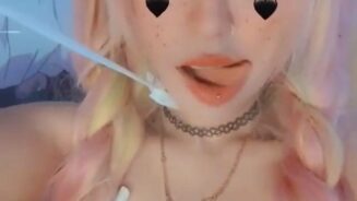 Hannah Owo: Sexy Cosplay Leash Tease Onlyfans Video Leaked