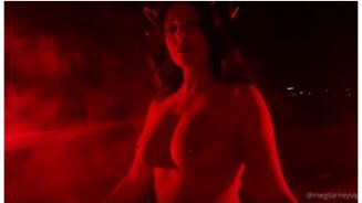 Meg Turney desnuda Krampus video Vídeo caliente Onlyfans Leaked