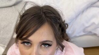 Riley Reid POV: Sexo con una chica de escuela OnlyFans Video Leaked