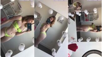 Abigale Mandler Lencería verde en el baño