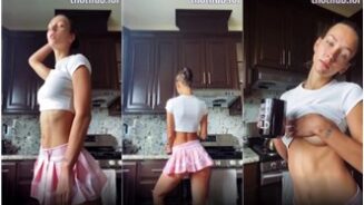 Rachel Cook: Striptease y cocinar una nueva fuga