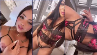 Stephanie Silveira, la sensual morena con braguitas sexys provocando en internet