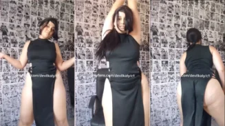 La gordita traviesa Devil Kaly muestra su suave coño y baila sensualmente, levantándose el vestido