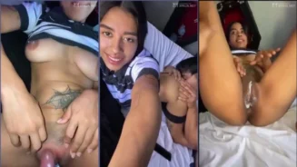 Jovencita con el coño mojado y excitado