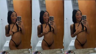 Tainá Ludovica se exhibe sin ropa, mostrando sus pequeños pechos naturales