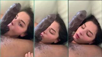 Revelado video porno de jugar en casa desnuda con bolas en la boca en OnlyFans