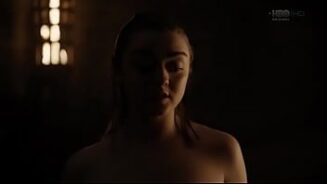Maisie williams