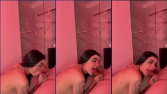 Karely Ruiz realizando sexo oral estando embarazada - Video casero